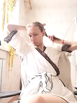 Snapshot of CatFerae chatting on February 6, 2025, 10:04 am CatFerae online show from February 6, 2025, 10:04 am