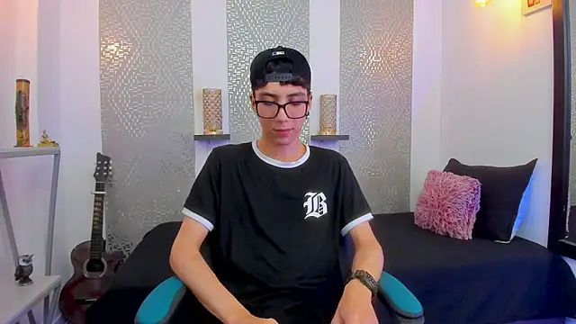 Nikolay Gregori online show from February 18, 2025, 7:21 am