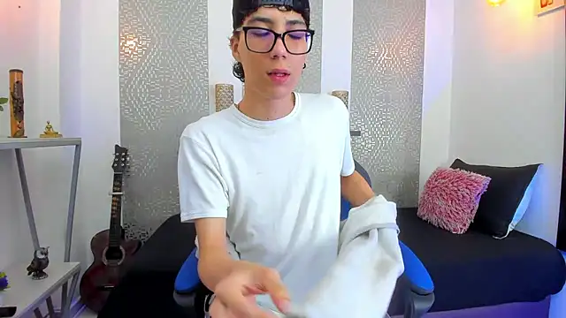 Nikolay Gregori online show from March 6, 2025, 4:08 am