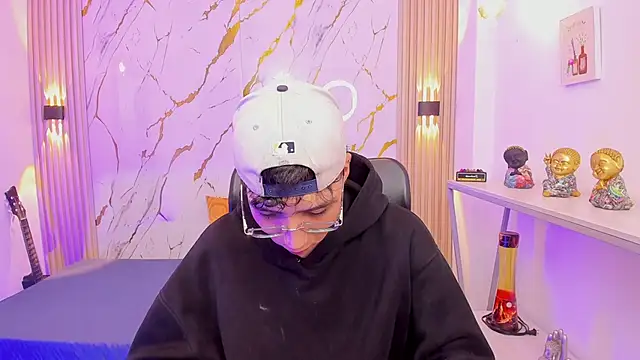 Nikolay Gregori online show from February 8, 2026, 4:05 am