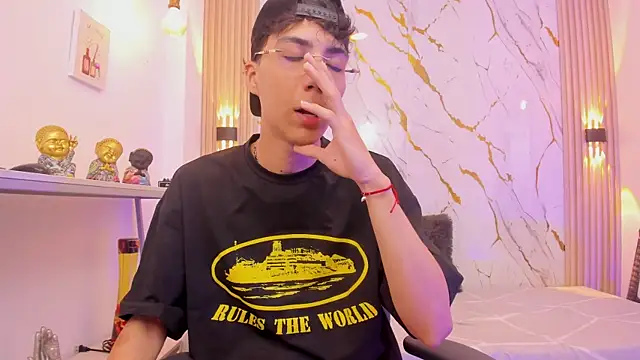 Nikolay Gregori online show from February 25, 2026, 4:44 am