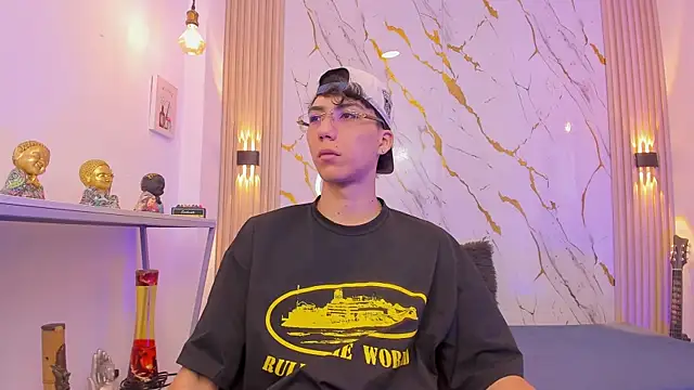 Nikolay Gregori online show from April 6, 2026, 4:21 am