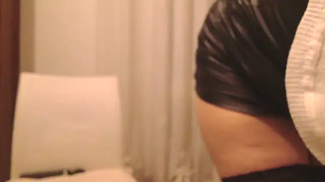 fragrance72 online show from March 8, 2025, 5:28 am