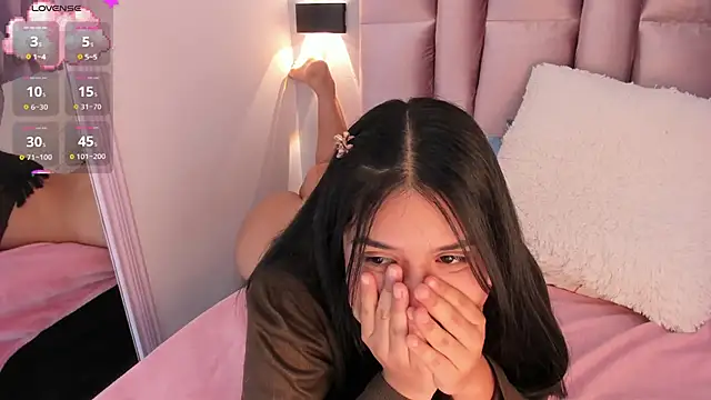 NikyBrookss online show from March 15, 2025, 1:29 pm