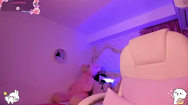 kitty roouse online show from December 13, 2024, 10:08 am