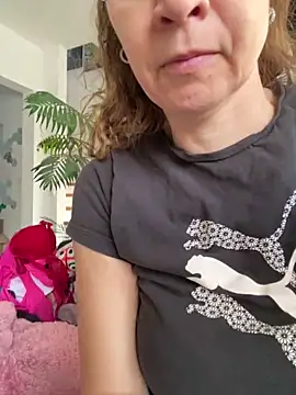 AnnikaRose online show from March 10, 2026, 6:51 am