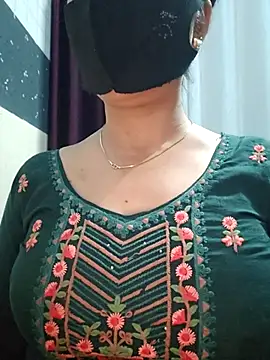 Aishwaryaa 69 online show from February 26, 2025, 12:25 pm