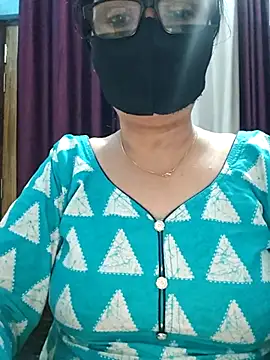 Aishwaryaa 69 online show from October 4, 2025, 3:54 pm