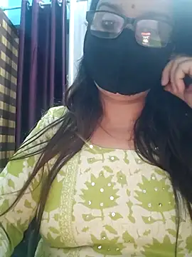 Aishwaryaa 69 online show from October 7, 2025, 4:48 pm