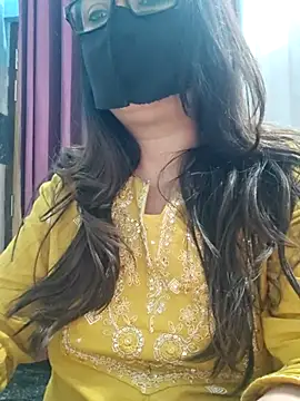 Aishwaryaa 69 online show from April 10, 2026, 2:39 am