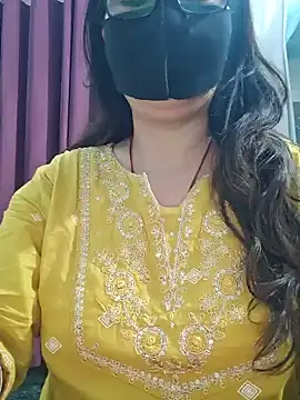 Aishwaryaa 69 online show from June 5, 2026, 3:46 am