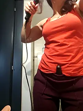 Kitty Doll69 online show from February 20, 2025, 9:44 am