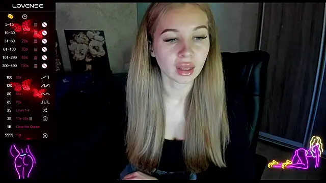  NigoNika online show from November 7, 2025, 12:16 pm