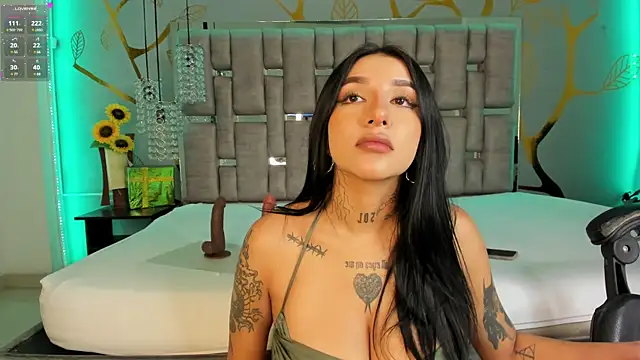 Leiaa  online show from January 4, 2025, 5:37 am