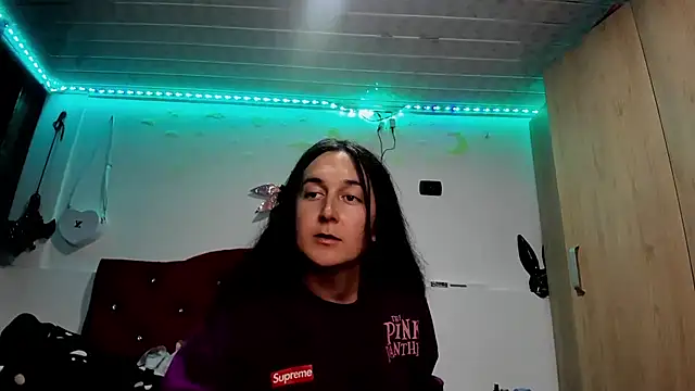 Snapshot of Sweet-Suck69 chatting on December 31, 2024, 5:33 am Sweet-Suck69 online show from December 31, 2024, 5:33 am