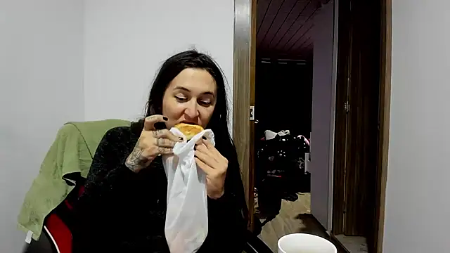 Snapshot of Sweet-Suck69 chatting on February 18, 2025, 2:49 am Sweet-Suck69 online show from February 18, 2025, 2:49 am