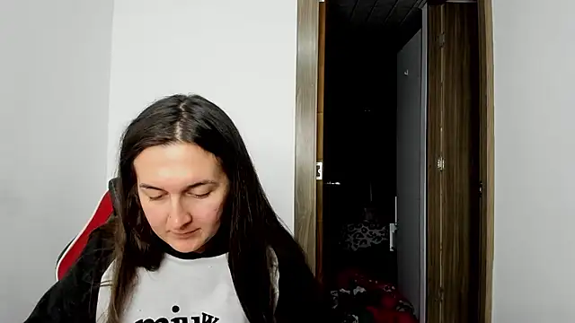 Snapshot of Sweet-Suck69 chatting on February 21, 2025, 9:02 am Sweet-Suck69 online show from February 21, 2025, 9:02 am