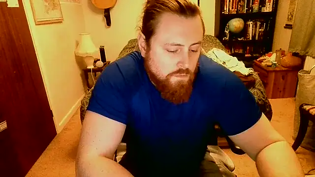 Hairy Guy30 online show from January 18, 2025, 9:45 pm