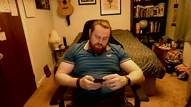 Hairy Guy30 online show from October 9, 2025, 8:51 pm