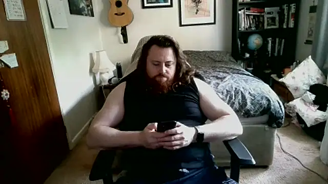 Hairy Guy30 online show from May 17, 2026, 6:37 pm