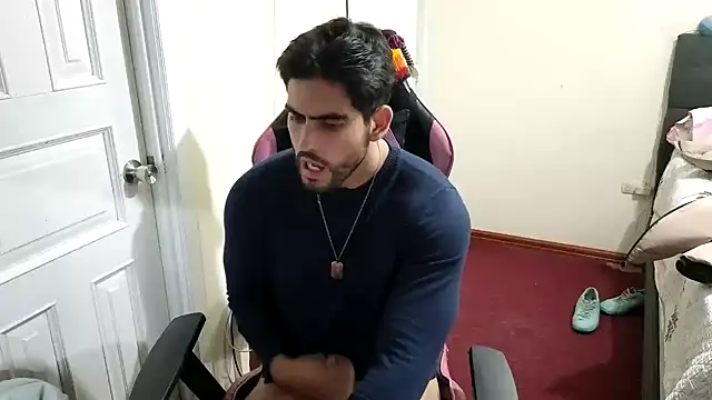 Snapshot of Jackyrose chatting on December 16, 2025, 11:21 pm Jackyrose online show from December 16, 2025, 11:21 pm