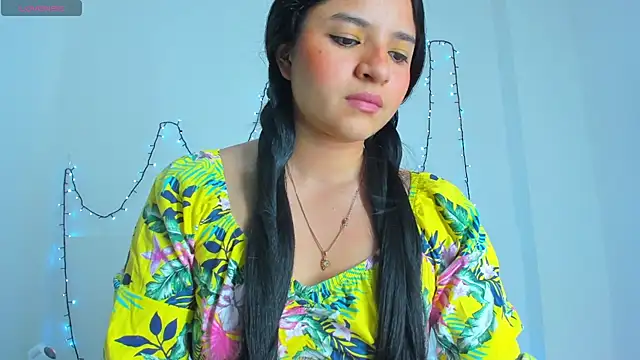 ayheleensexygirl1 online show from January 22, 2025, 8:28 pm