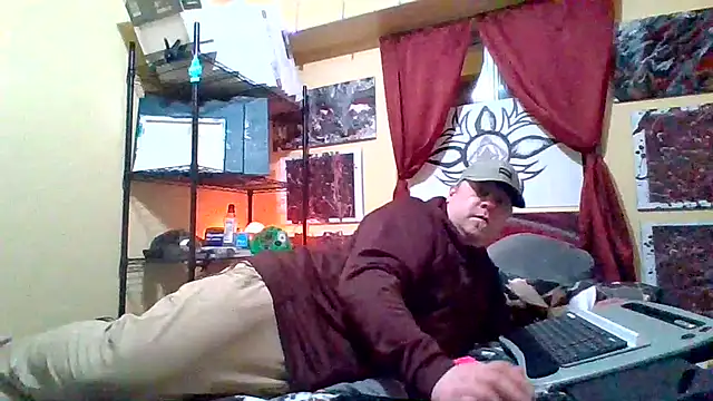 Mic Oxinner online show from November 21, 2025, 5:50 am