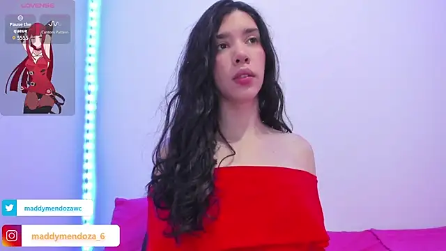 Snapshot of MaddyMendozaxx chatting on November 22, 2025, 3:44 pm MaddyMendozaxx online show from November 22, 2025, 3:44 pm