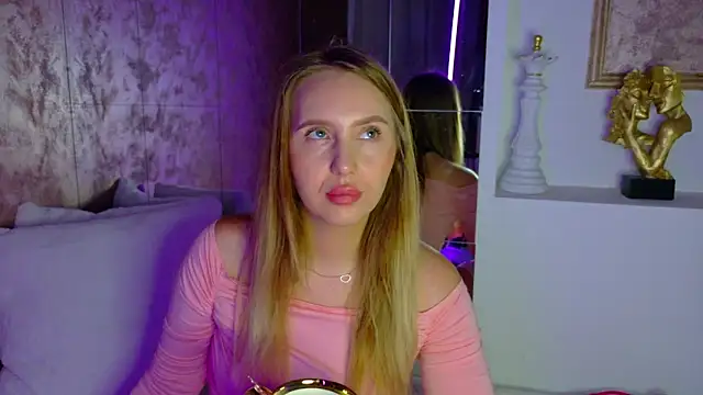 lexy a online show from December 4, 2025, 4:55 am