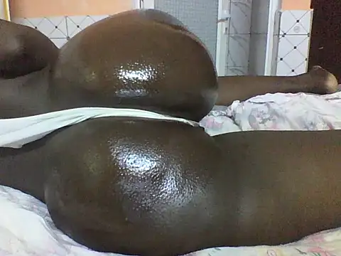 Lovely-edday2 online show from December 17, 2025, 2:17 am