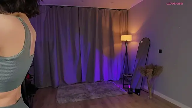 AnnaTrueno online show from February 7, 2026, 10:46 pm