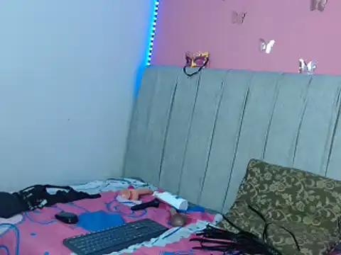 monickhot303av online show from January 5, 2025, 7:07 am