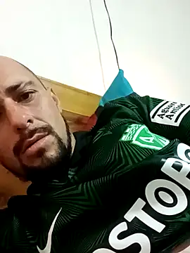 Snapshot of fire_menxxx001 chatting on December 15, 2024, 11:42 pm fire menxxx001 online show from December 15, 2024, 11:42 pm