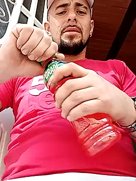 Snapshot of fire_menxxx001 chatting on February 8, 2025, 2:05 pm fire menxxx001 online show from February 8, 2025, 2:05 pm