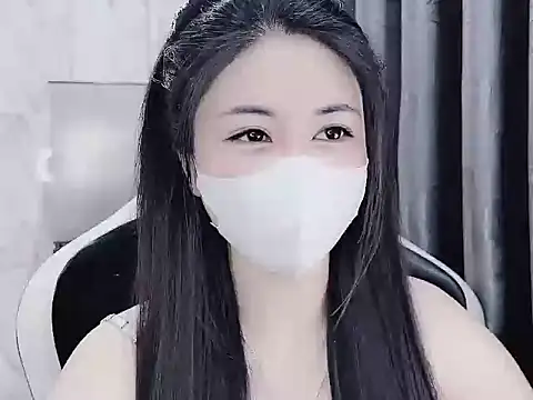  Lygn   online show from February 12, 2025, 10:35 am