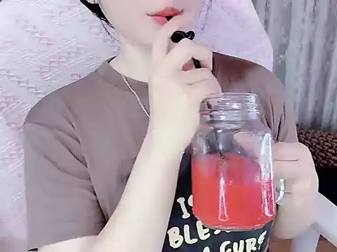  Lygn   online show from September 30, 2025, 12:59 am