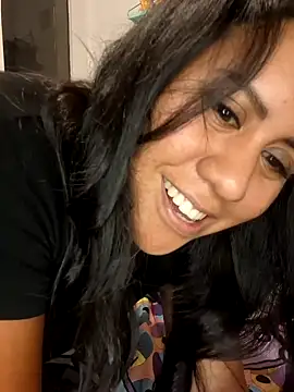 Snapshot of KasiaVenus_ chatting on February 7, 2025, 2:40 am KasiaVenus online show from February 7, 2025, 2:40 am