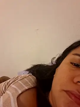 Snapshot of KasiaVenus_ chatting on October 17, 2025, 3:53 am KasiaVenus online show from October 17, 2025, 3:53 am