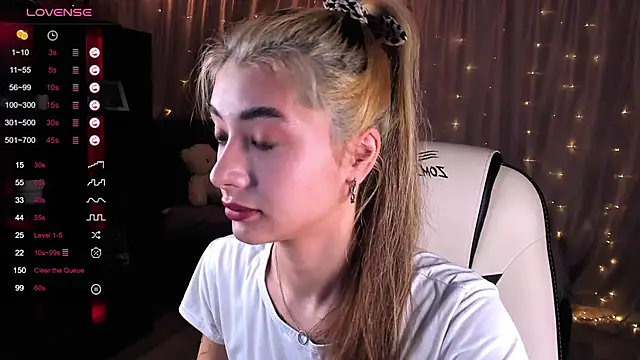 DarlaLike online show from January 30, 2025, 4:37 am