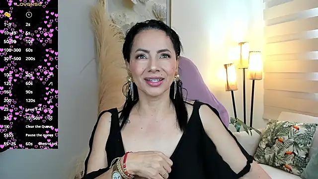 veronika naughty online show from March 17, 2026, 2:31 pm