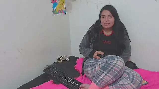 Snapshot of yournaughtyandsexyprinces chatting on December 5, 2024, 7:05 am yournaughtyandsexyprinces online show from December 5, 2024, 7:05 am