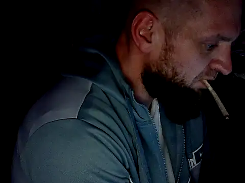 donhulio482 online show from March 11, 2025, 5:38 am