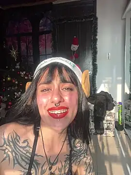 Snapshot of _Artemisa_X chatting on December 24, 2024, 9:22 pm  Artemisa X online show from December 24, 2024, 9:22 pm