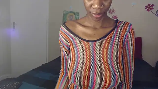 Snapshot of Blacktittiex02 chatting on October 21, 2025, 9:37 pm Blacktittiex02 online show from October 21, 2025, 9:37 pm