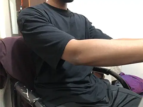 Zeuhorny online show from March 6, 2026, 7:21 pm