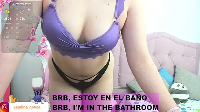 Katalina novoa online show from October 22, 2025, 2:12 am