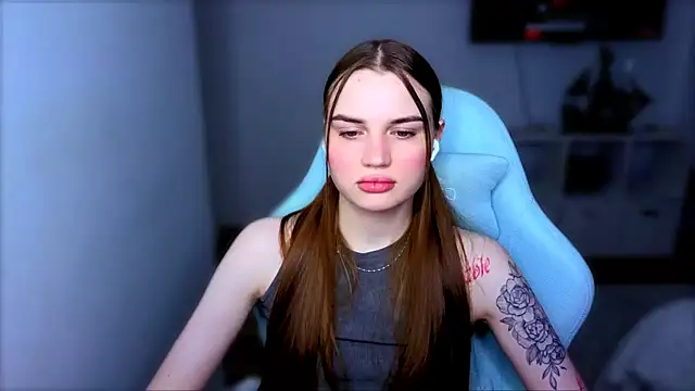 StellaLawless online show from December 13, 2025, 7:53 pm