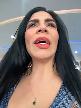 valecruz903 online show from November 10, 2025, 5:34 pm