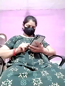 Snapshot of Ruksar-Pathan chatting on February 5, 2025, 2:05 pm Ruksar-Pathan online show from February 5, 2025, 2:05 pm