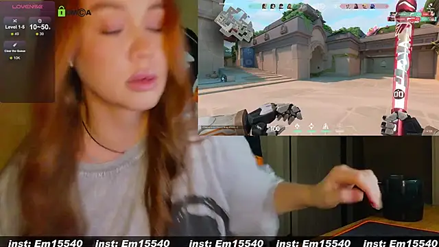 Snapshot of Emili1- chatting on December 1, 2024, 4:29 pm Emili1- online show from December 1, 2024, 4:29 pm